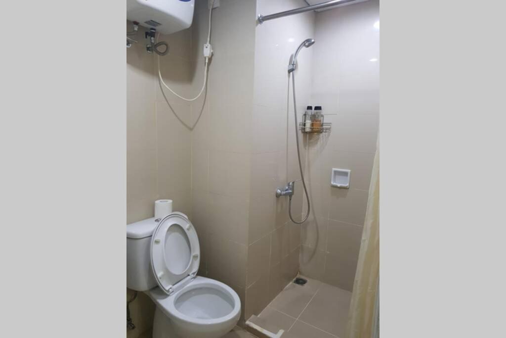 1 Bedroom Apartment Near Central Park Mall Jakarta Exterior photo