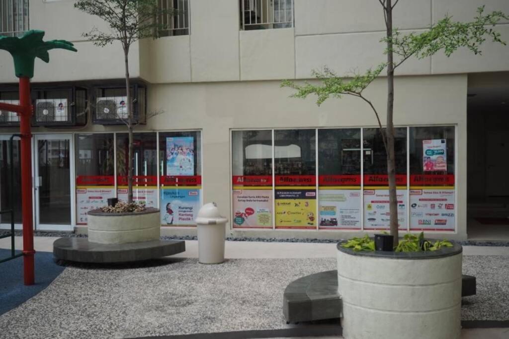 1 Bedroom Apartment Near Central Park Mall Jakarta Exterior photo